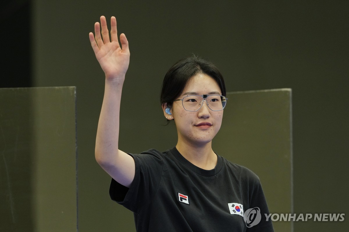 巴特勒引爆现场篮球运动激情 李宁YOUNG沈阳球迷活动圆满收官