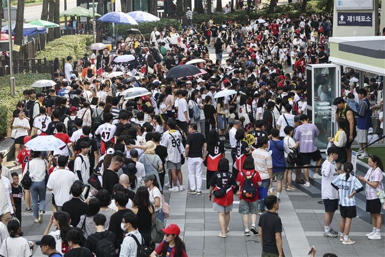 沙欣将带队踢莱比锡，未来三场比赛对他的未来很关键