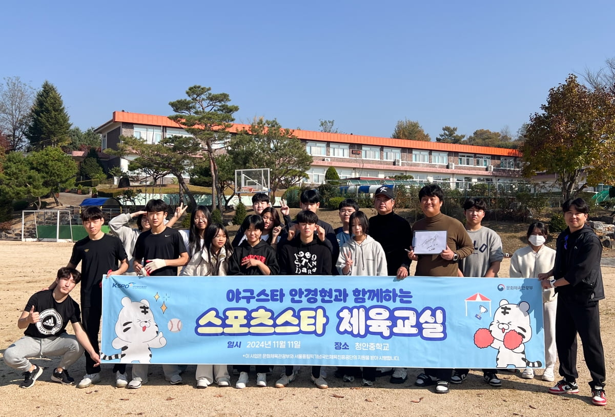 北控季前赛经受委屈！刘晓宇沈梓捷遭欺负，等4人归队立马盘活！