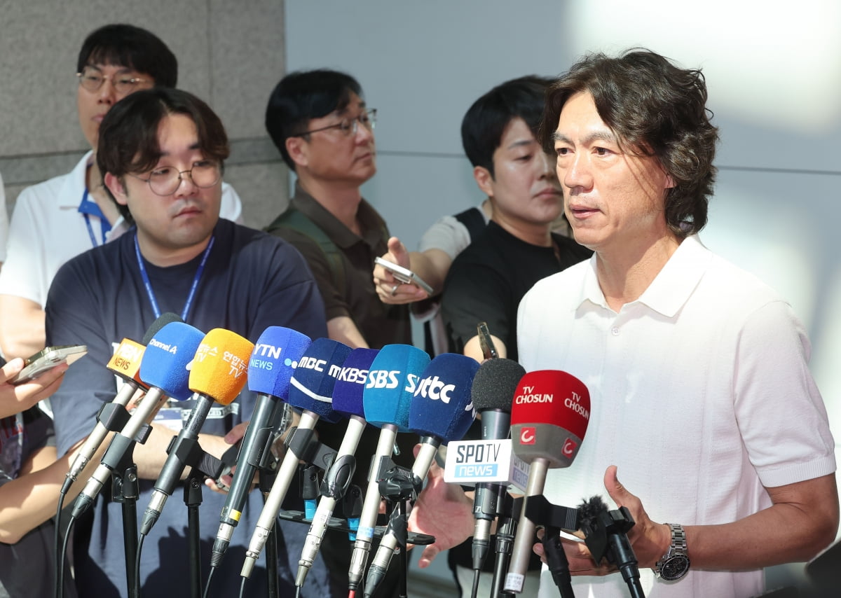 体坛：战日本国足打法以防守为主，李源一将担任中场核心