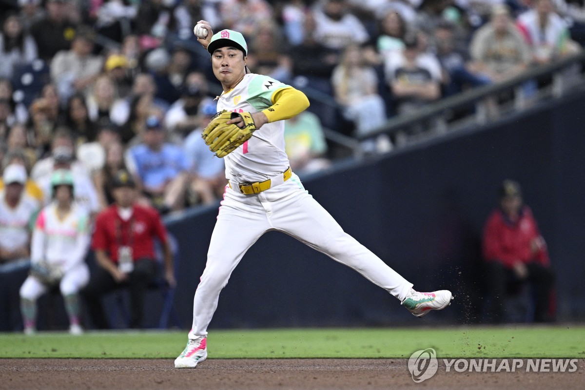 超级大腿！首发低迷希尔德14分钟砍24分拯救勇士