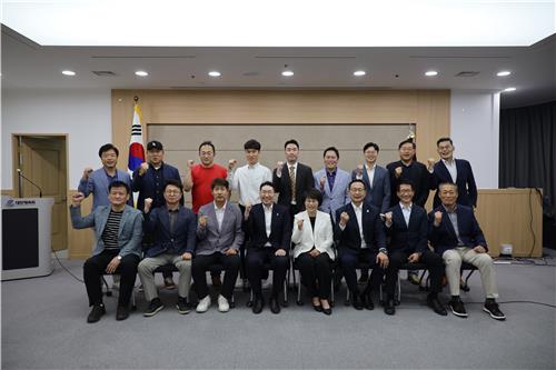 德布劳内本赛季英超首发5场曼城全胜 未首发3胜2平4负