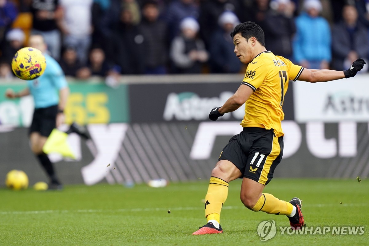 ⚽欧冠战报：卡马文加送点 戴维点射 贝林厄姆错失绝平 皇马客场0-1不敌里尔