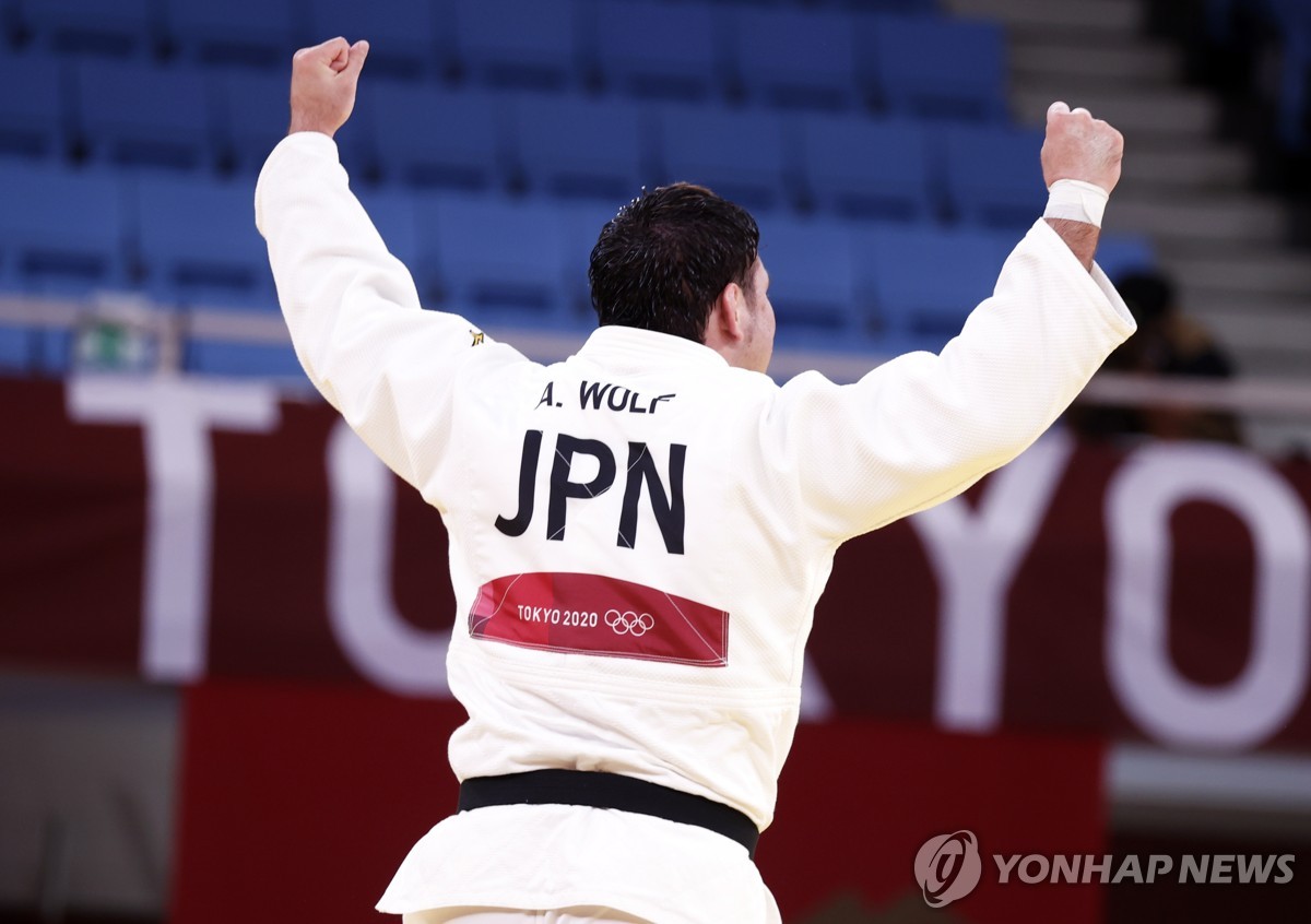锁定胜局！杜兰替补登场推射空门得手 维拉3-1狼队