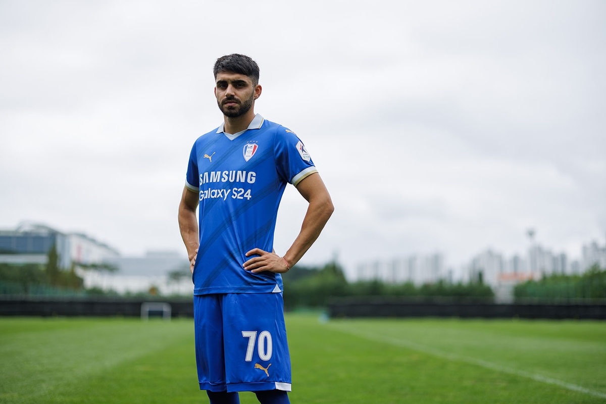 ⚽英超半场：胡伊森破门，B费屡次造险，曼联暂0-1伯恩茅斯
